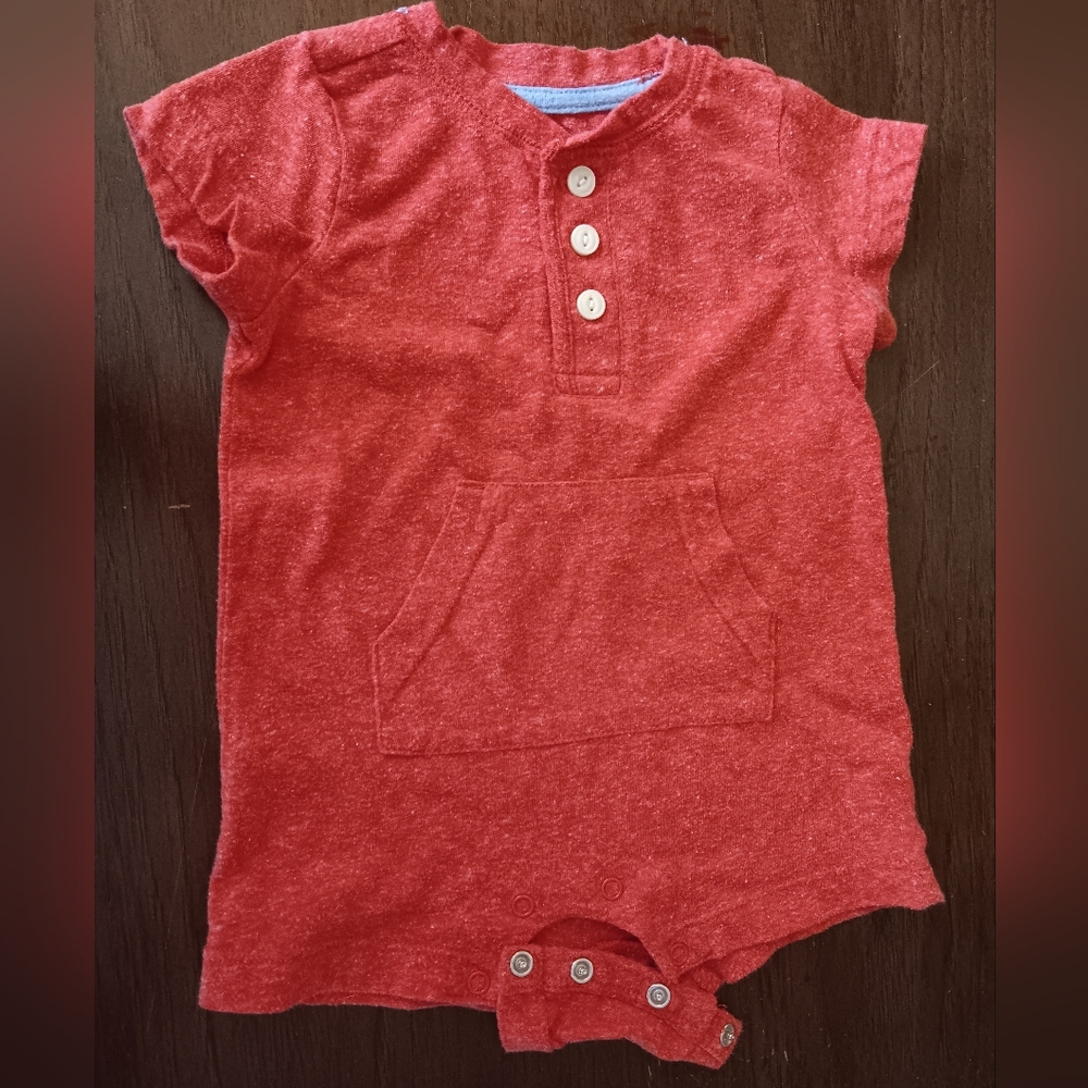 Primary T-Shirt onesie. Newborn to 3 months. Cotton. Red. Like new.